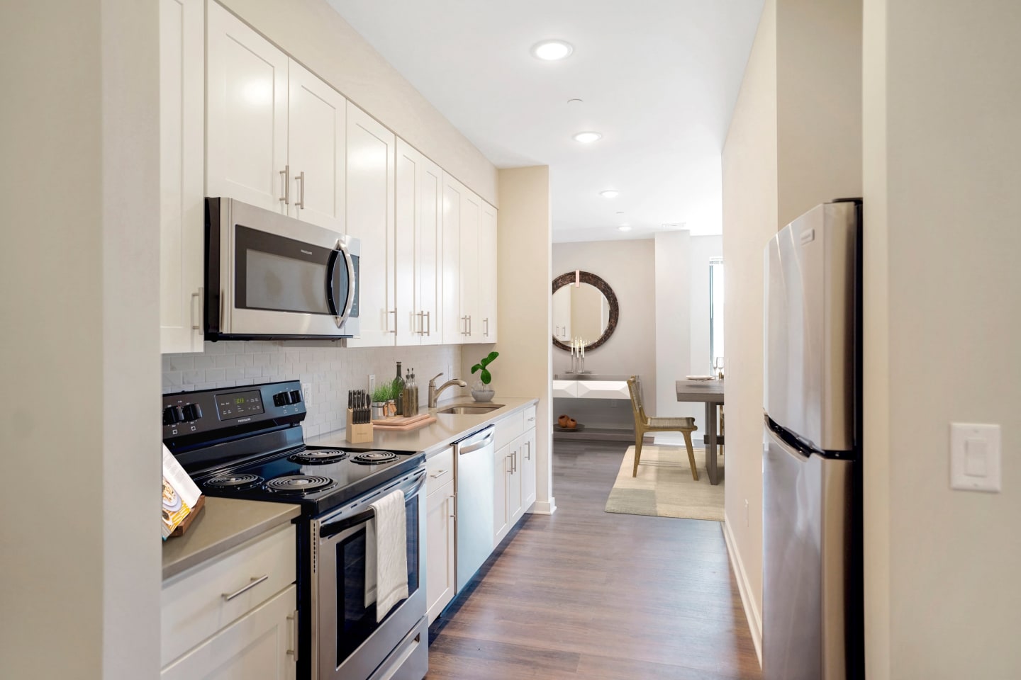 10 Prince Apartments Image 4