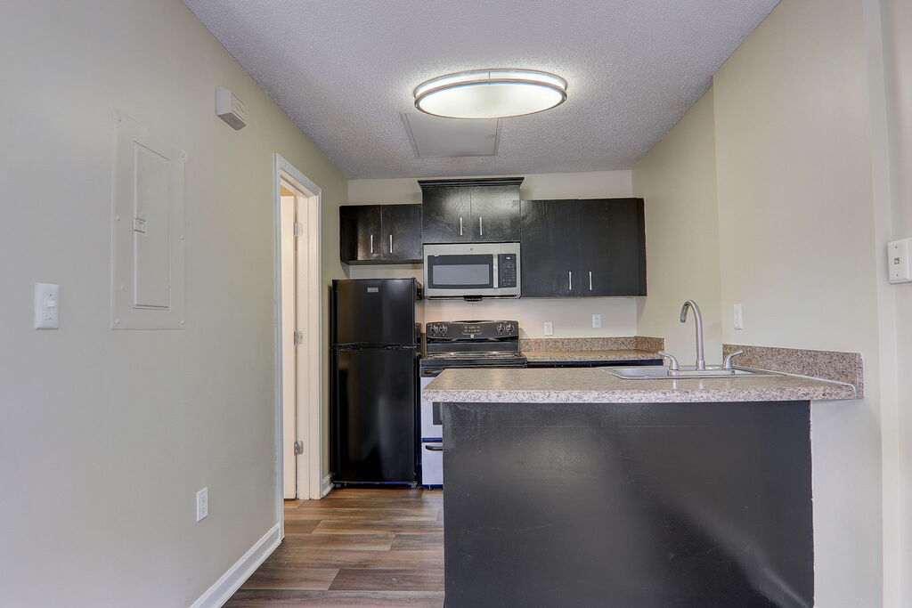 The Grove Apartments Image 23