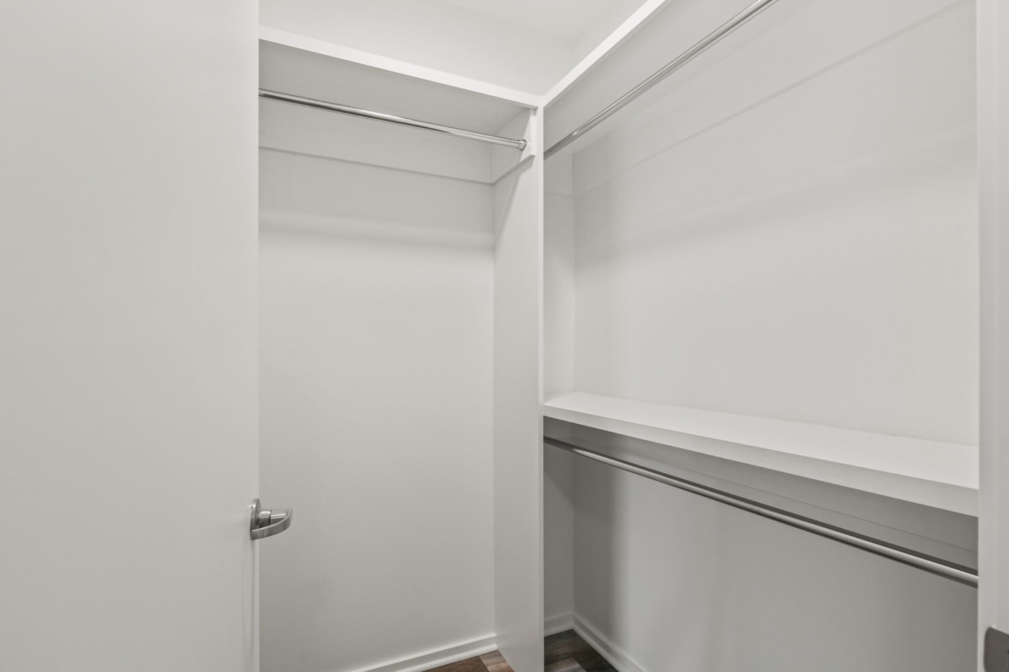 River House Apartments Image 14