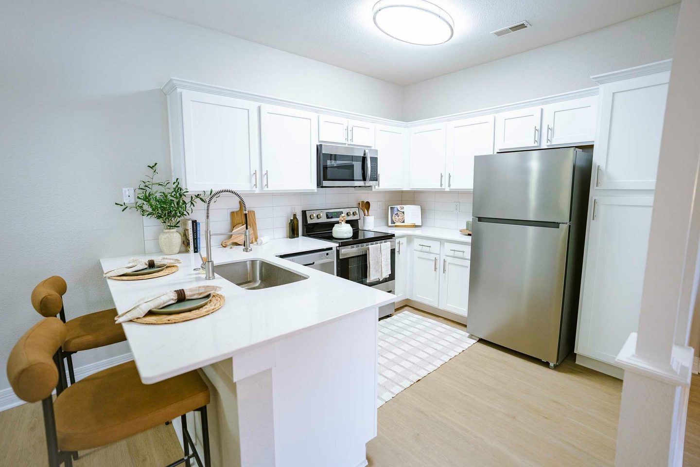Devonshire Apartments Image 2