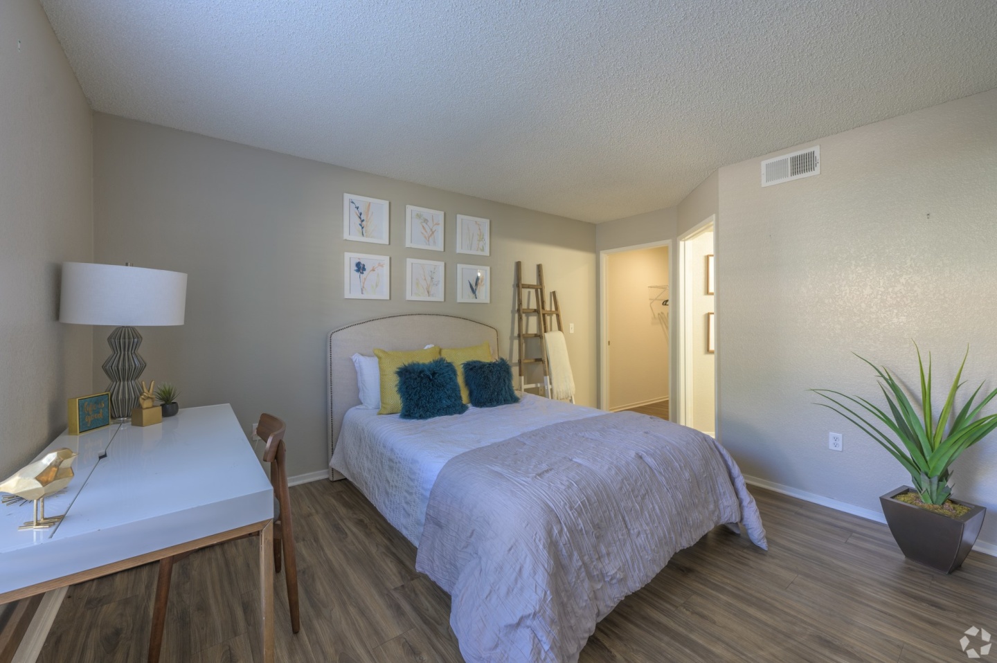 Gloria Park Villas Apartments Image 5