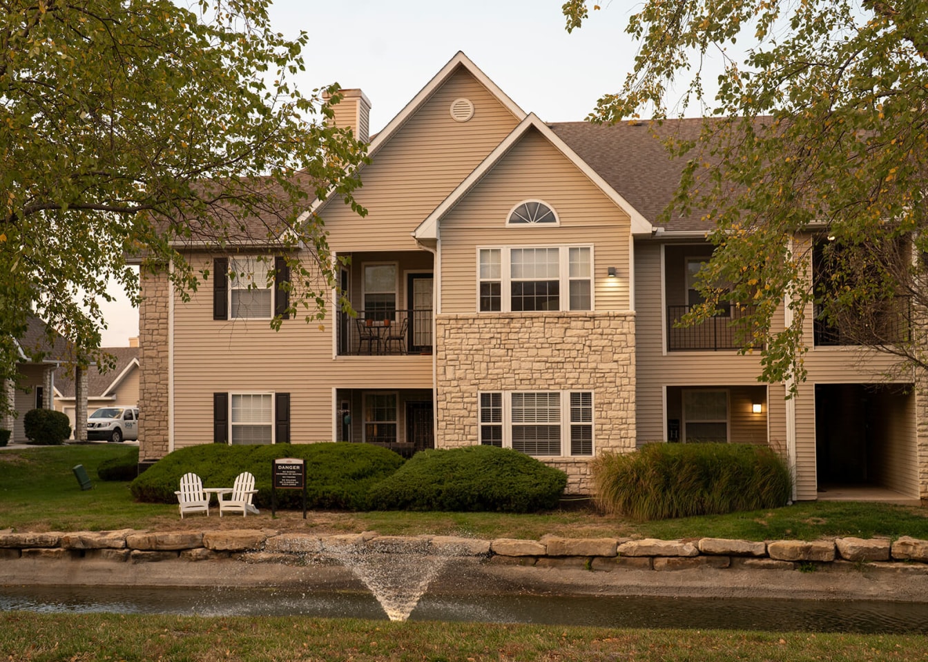 Pinnacle Pointe Apartments Image 17
