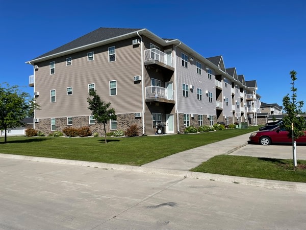 West Creek Crossing Apartments Image 7
