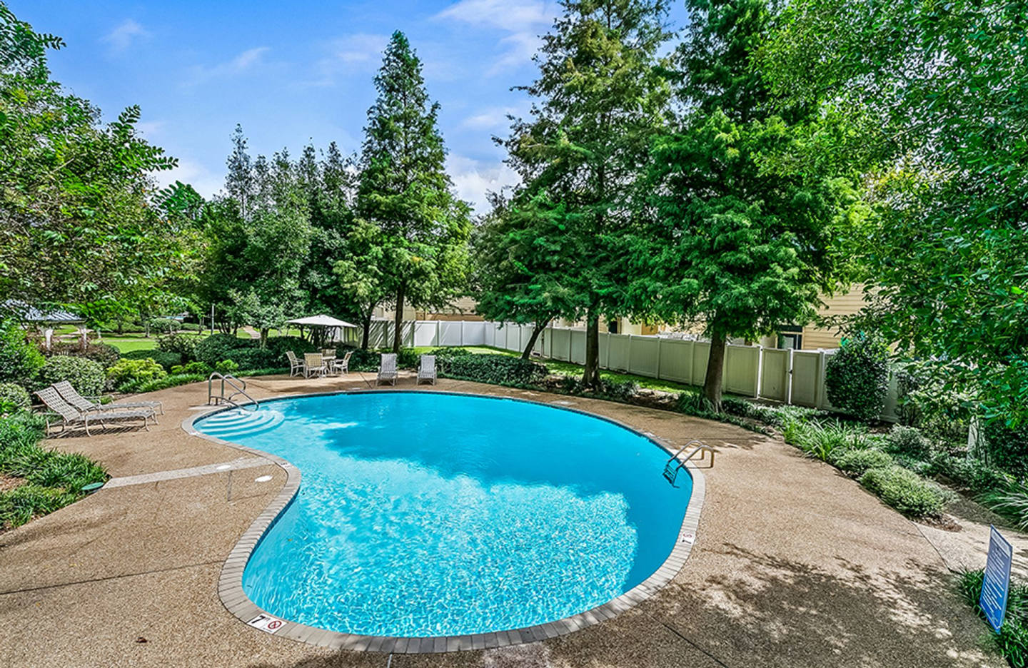 Parktowne Townhomes Image 39