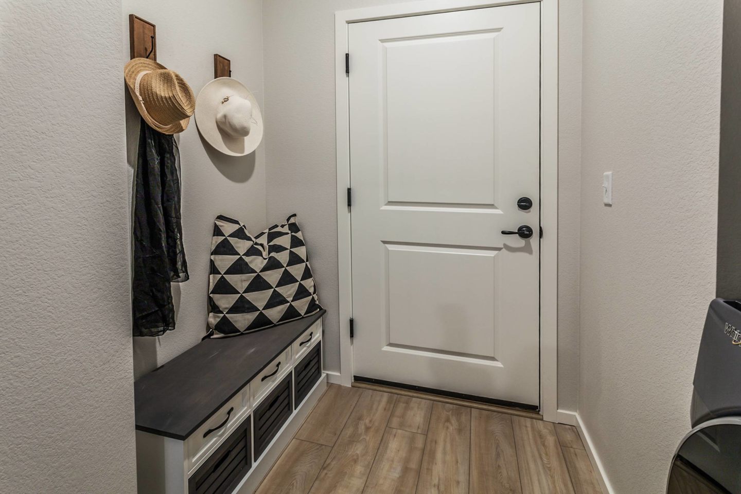 Bloom Rental Living Image 39