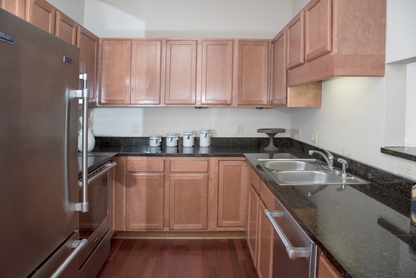 Cornelia Place Image 14