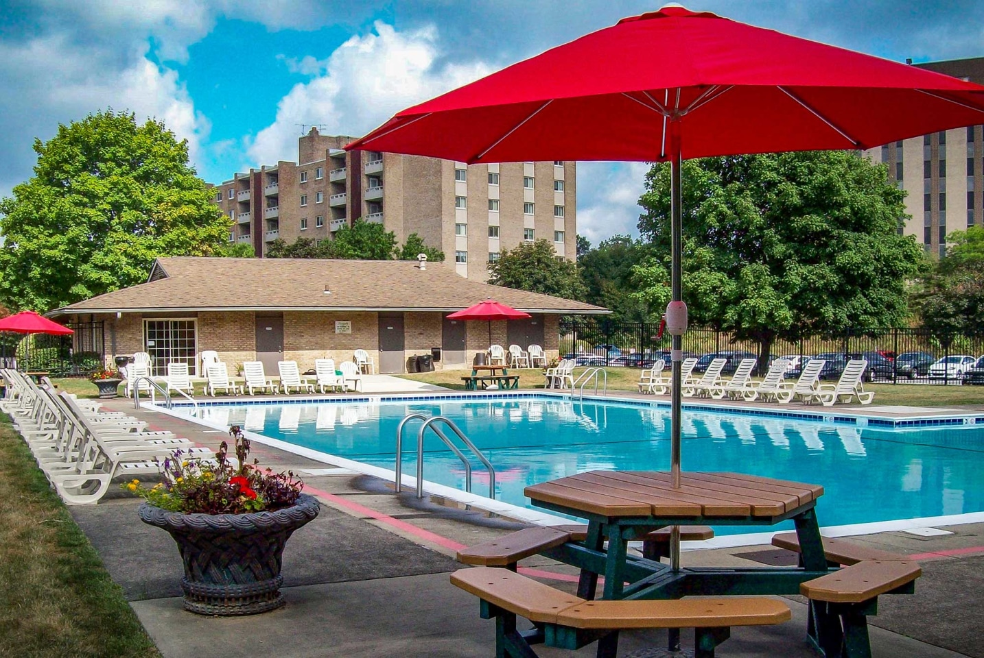 Laurel Village Apartments Image 7