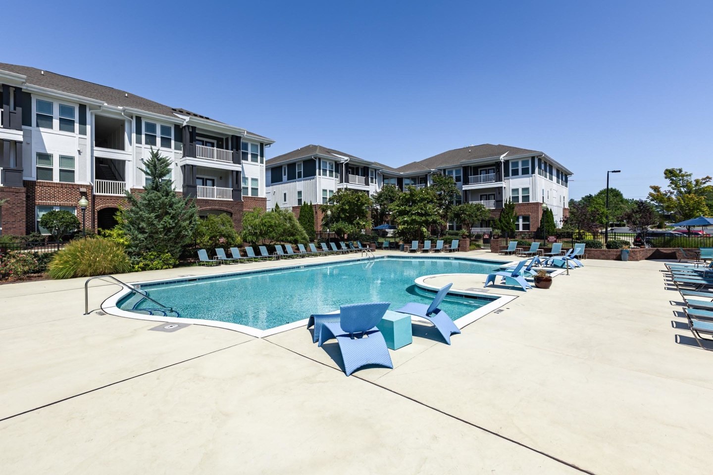 Creekstone at RTP Apartments Image 12