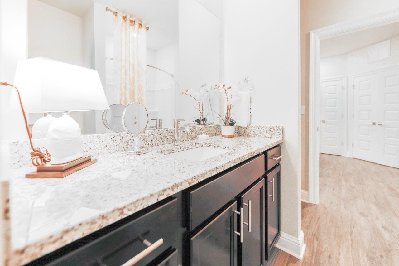 Silver Oaks Image 24