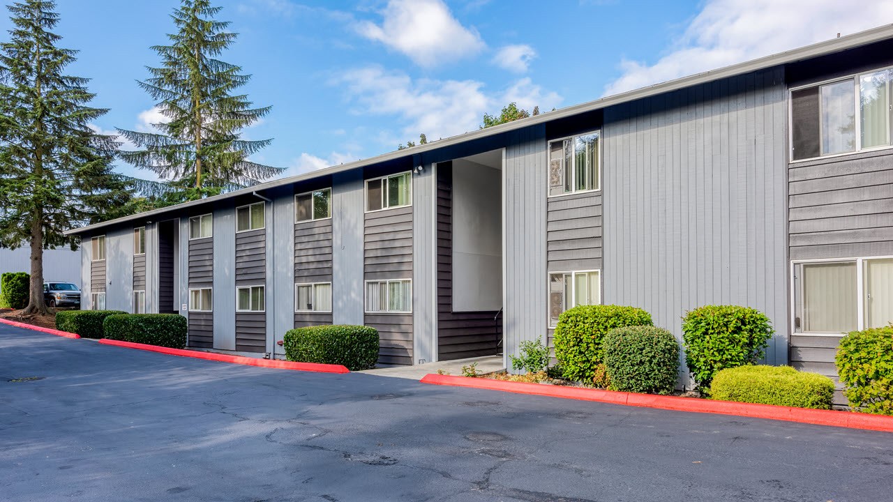 Michael Manor Apartments Image 24