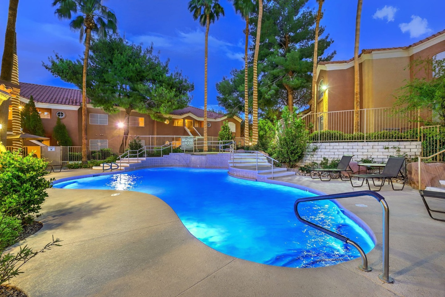 The Lido Apartments - Senior Living Image 2