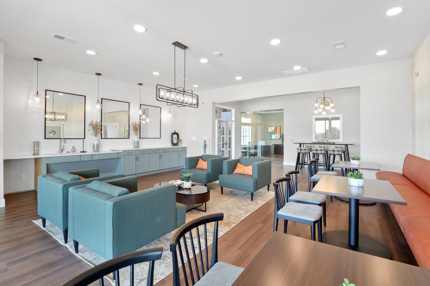 Aventura at Hawk Ridge Image 18
