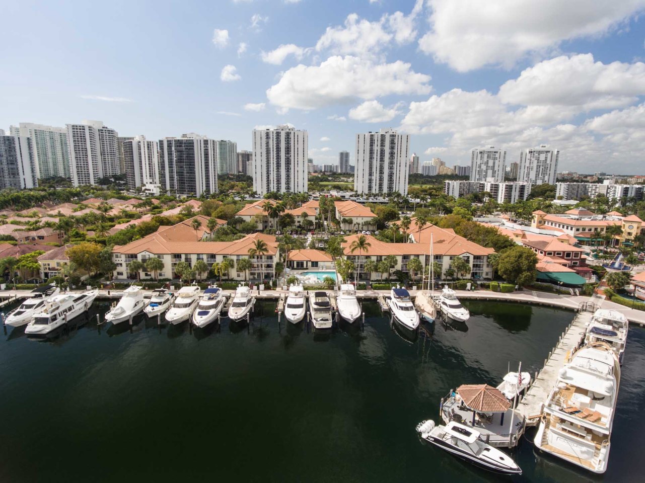 Waterways Village Apartments Image 20