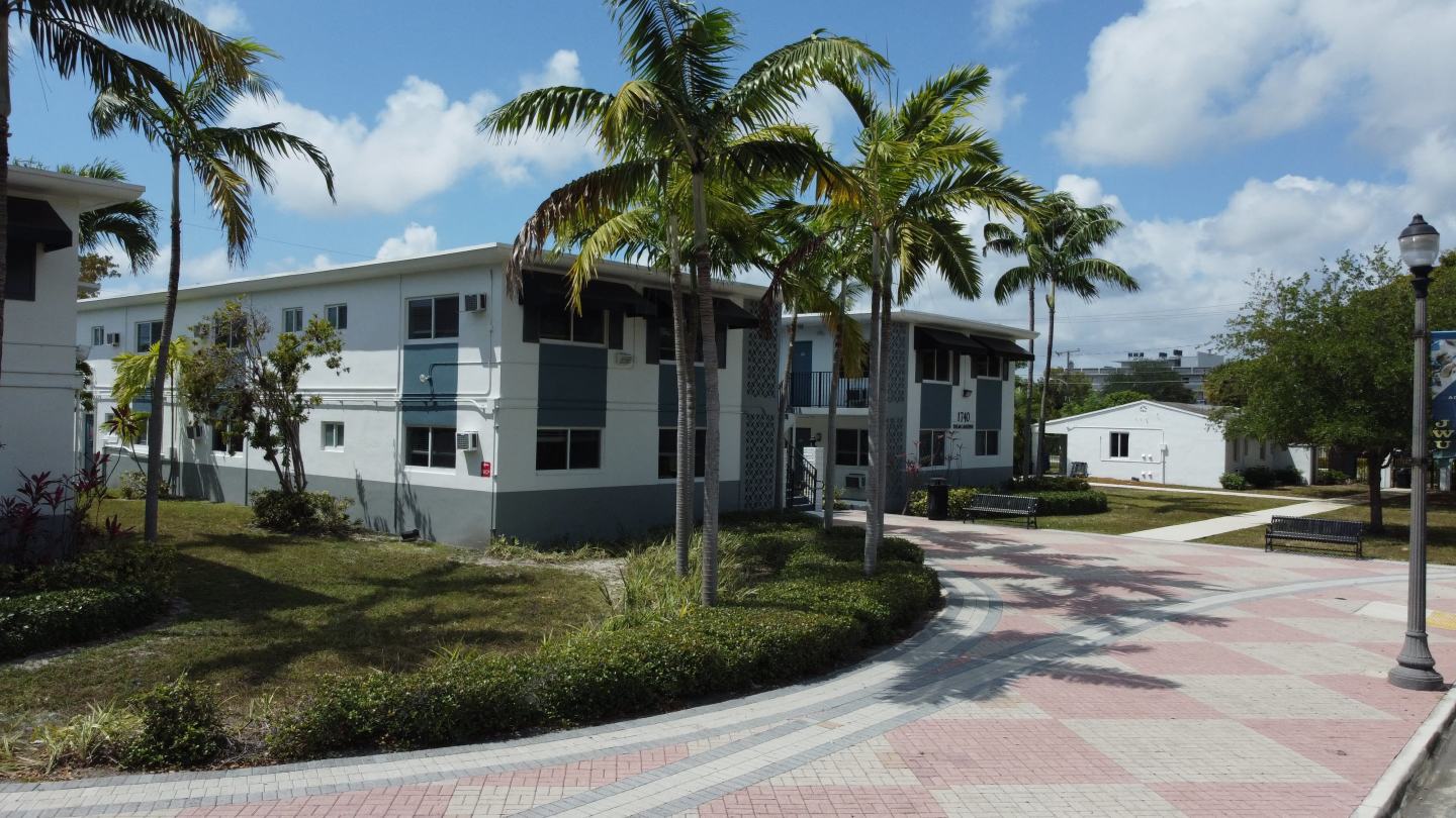 Biscayne Gardens Image 16
