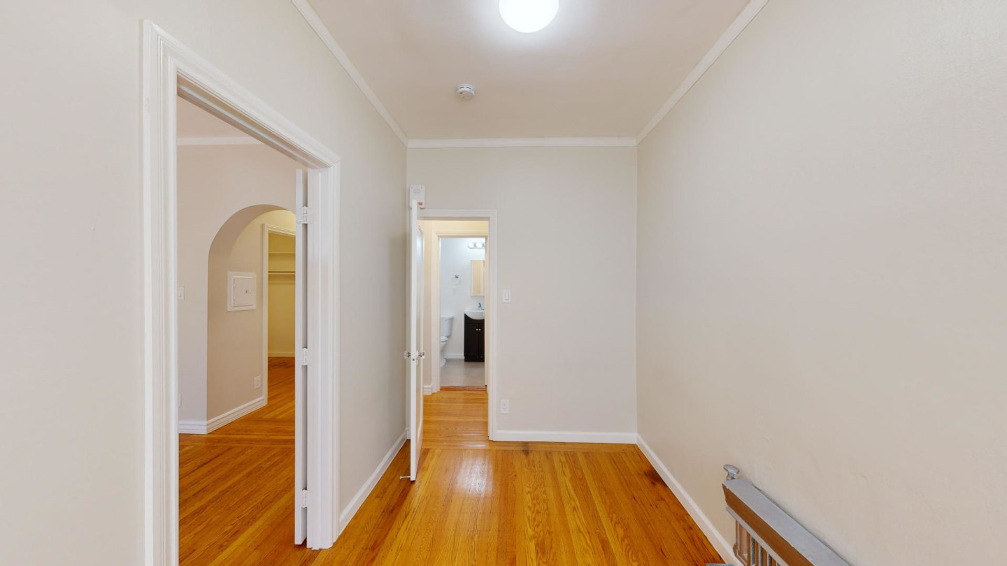 601 O'FARRELL Image 18