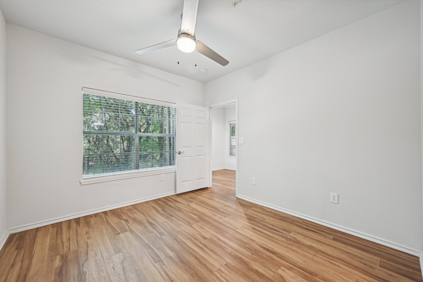 Colonnade at Willow Bend Image 30