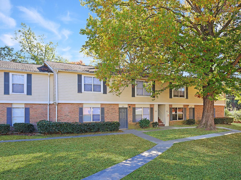 Pine Grove Apartments Image 18