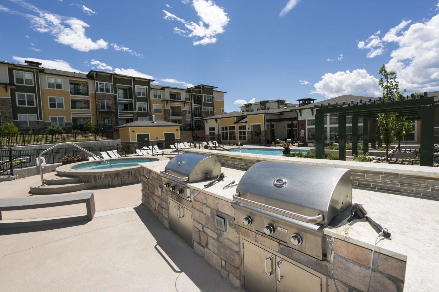 HiLine at Littleton Commons Image 14