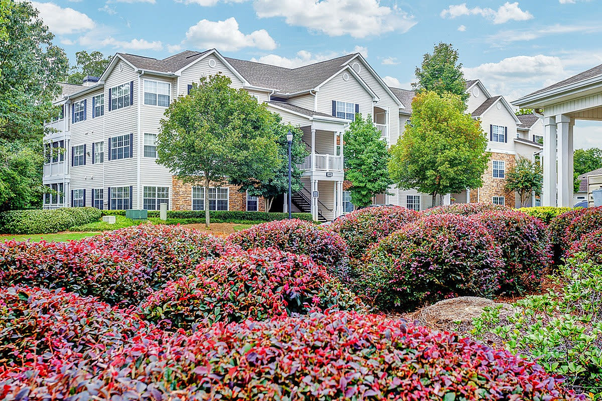 Summer Park Apartments Image 1