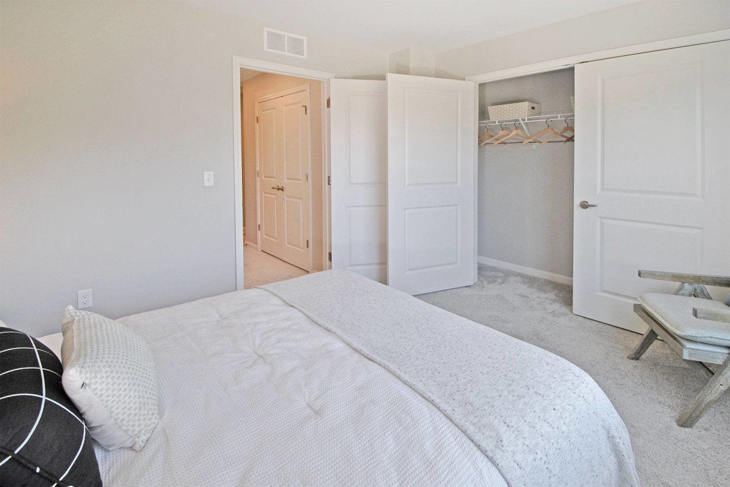 Midtown Pointe Image 7
