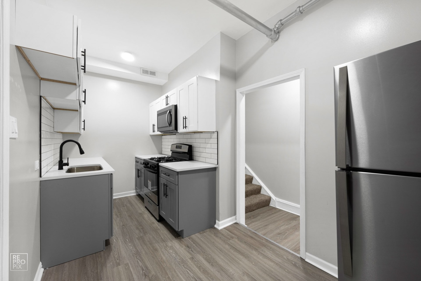 5948 W Superior Image 11