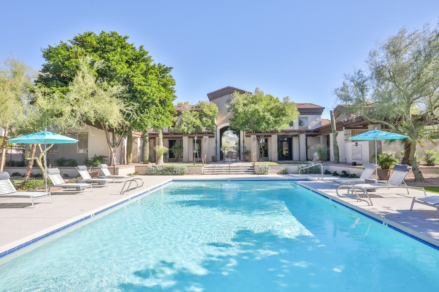 Kota North Scottsdale Image 18