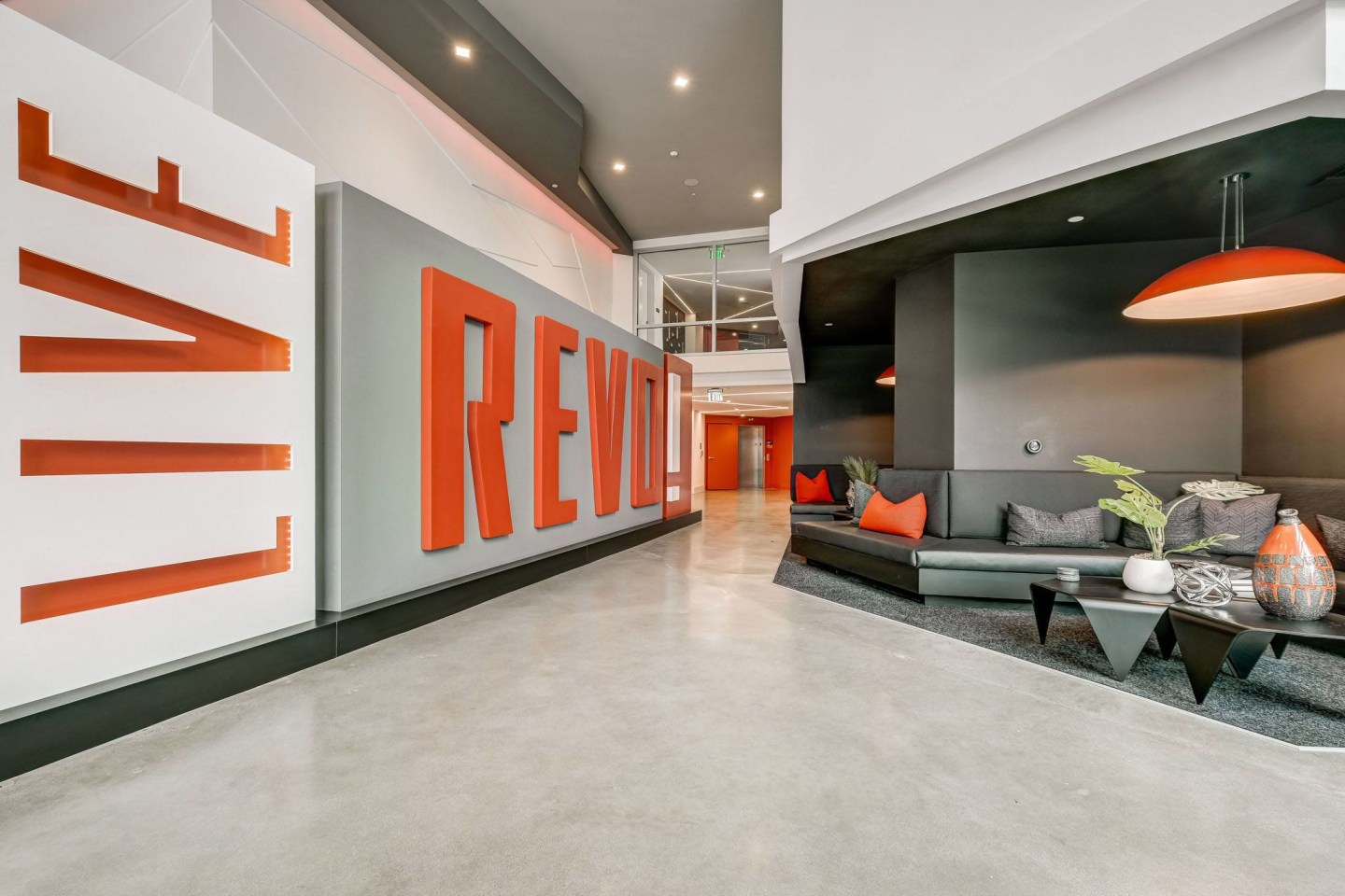 Revo Image 1