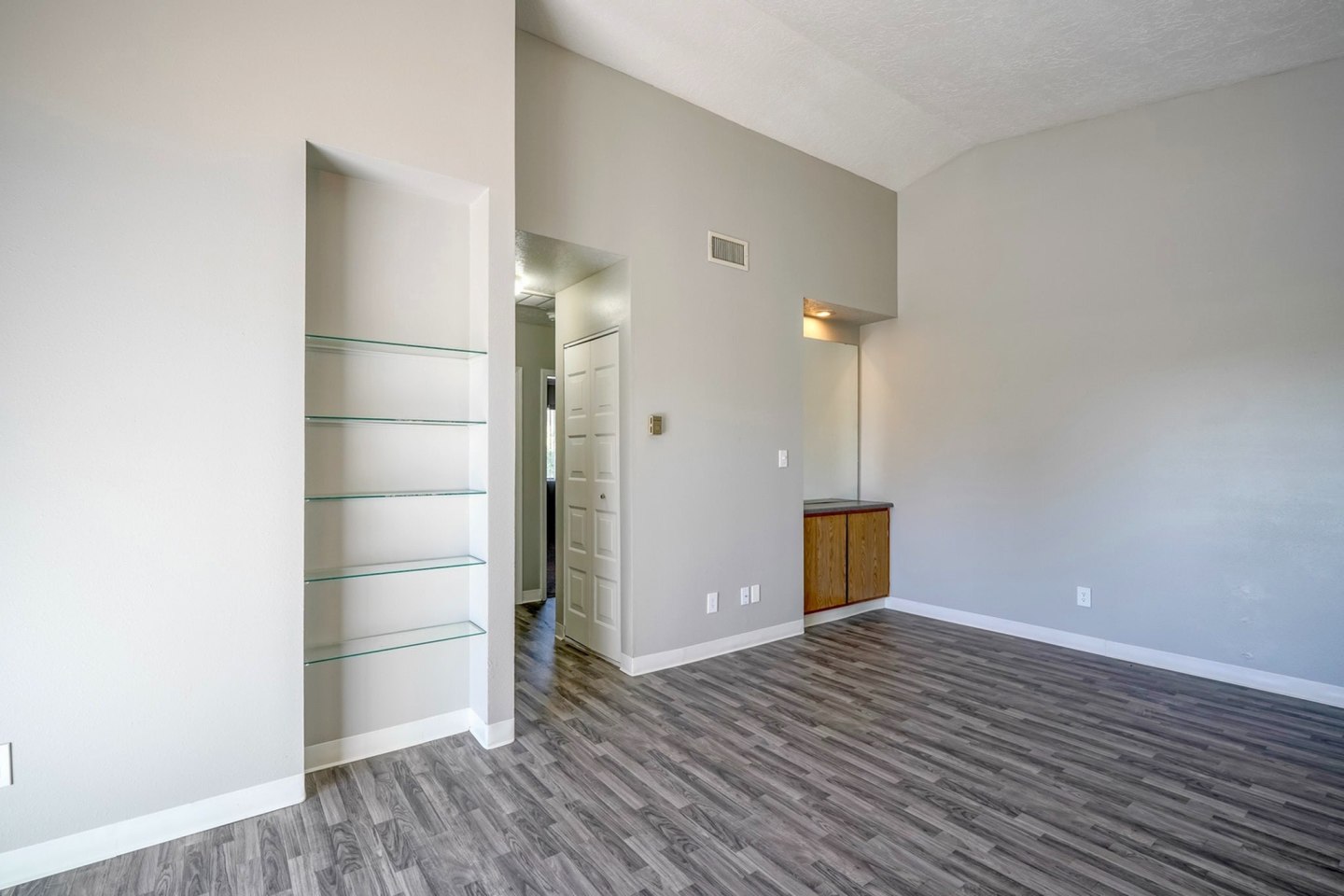 Rancho Verde Apartments Image 29