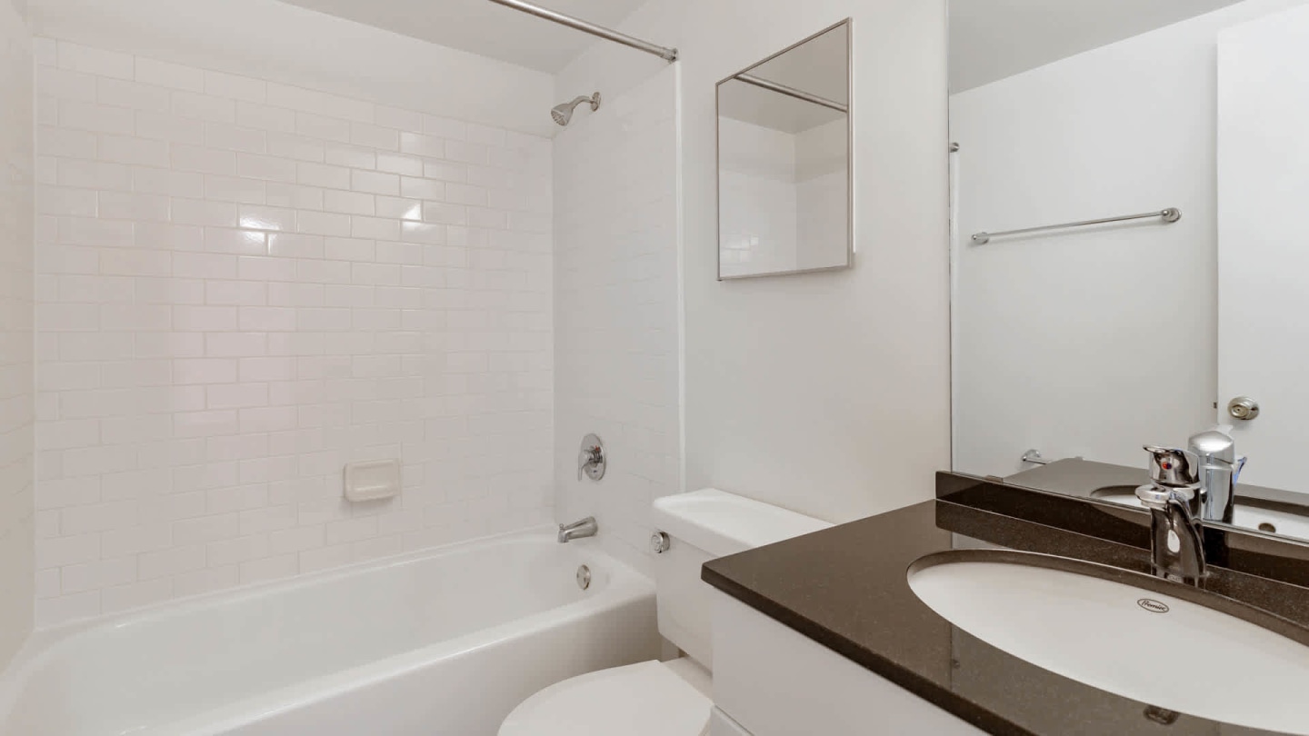 Connecticut Heights Image 45