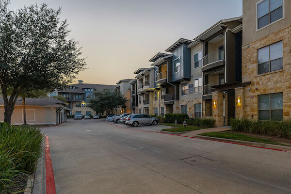 Cantera at Towne Lake Image 13