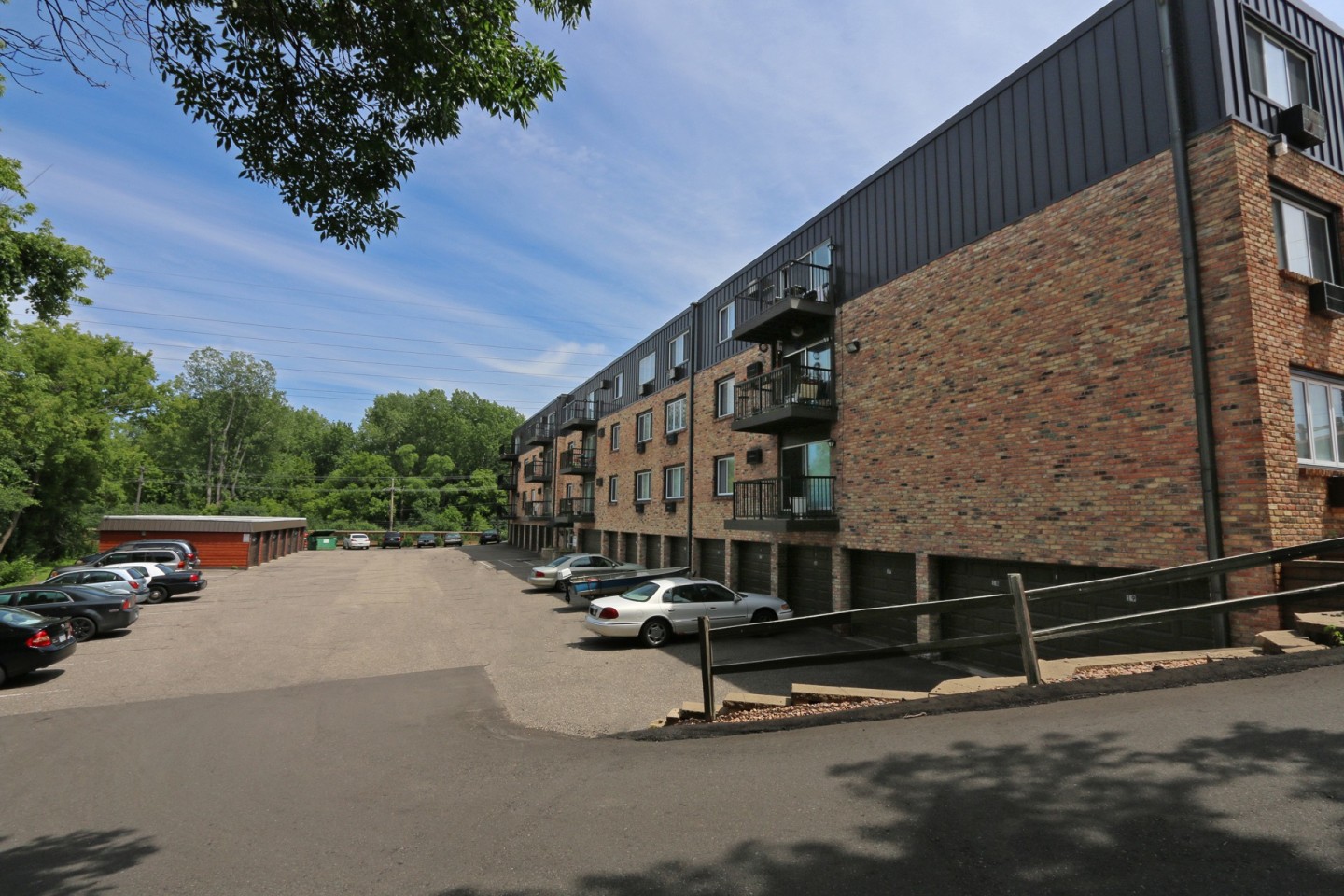 Edina Manor Image 24