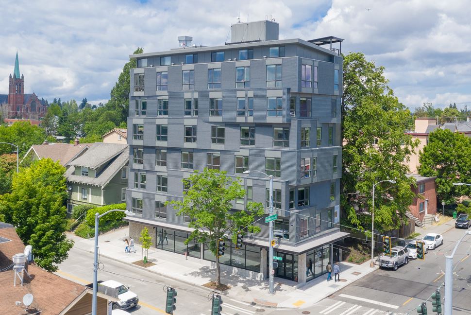 The Stax Apartments - Student Housing Image 5