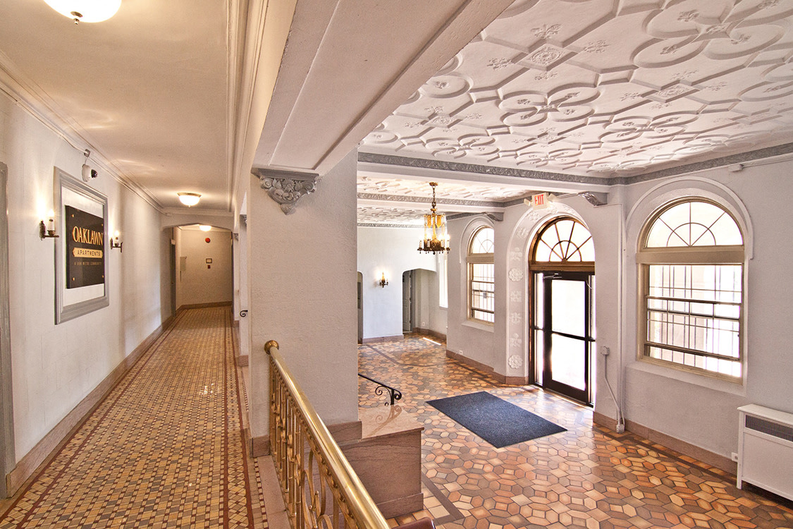 Oaklawn Terrace Image 1