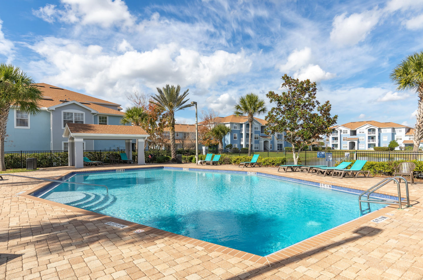 Villages at Lake Pointe Apartments and Townhomes Image 7