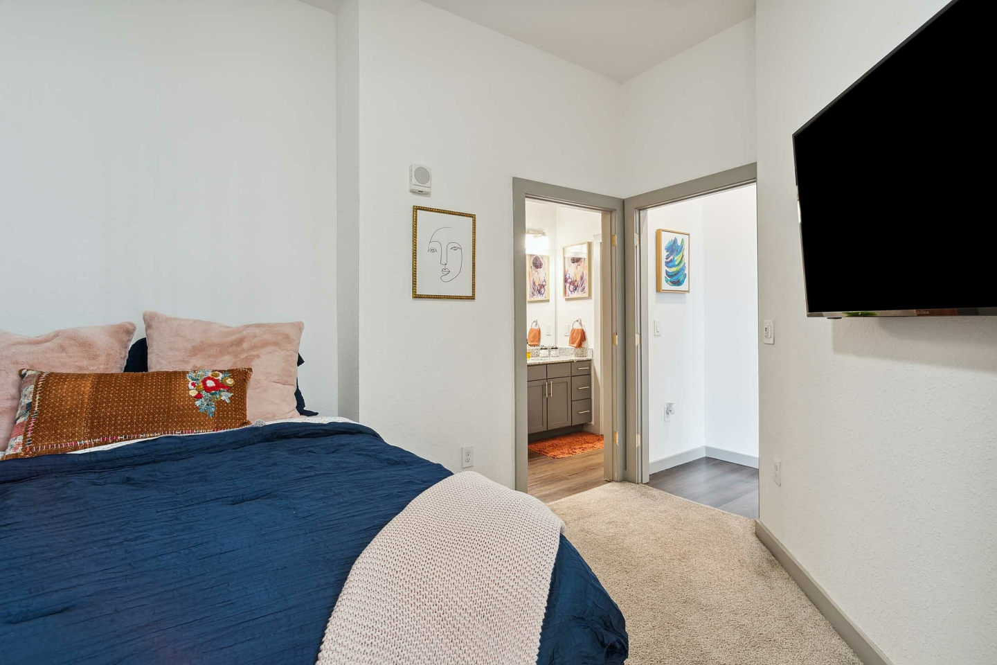 Student Housing-East Village Image 18