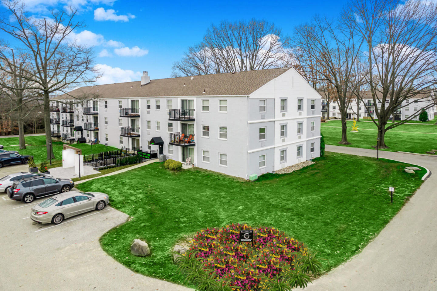 Green Valley Manor Image 18