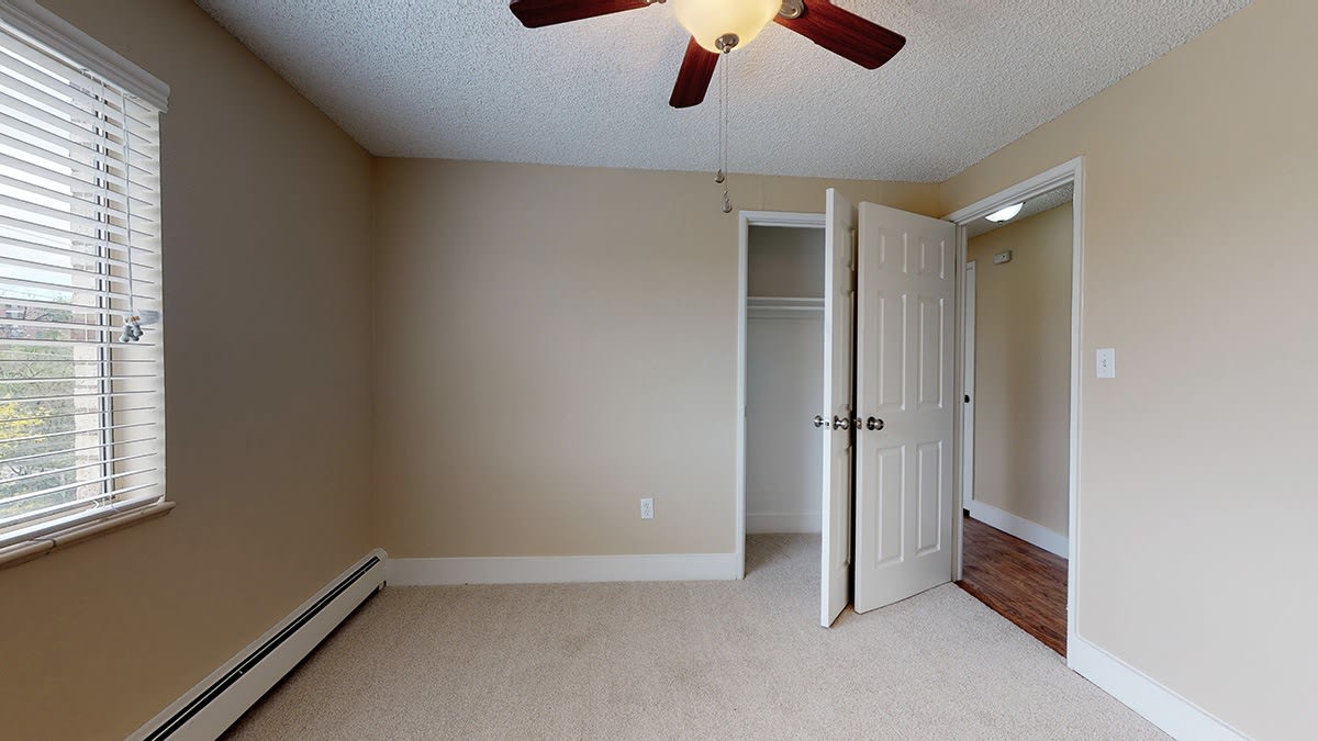 Woodmere Image 18