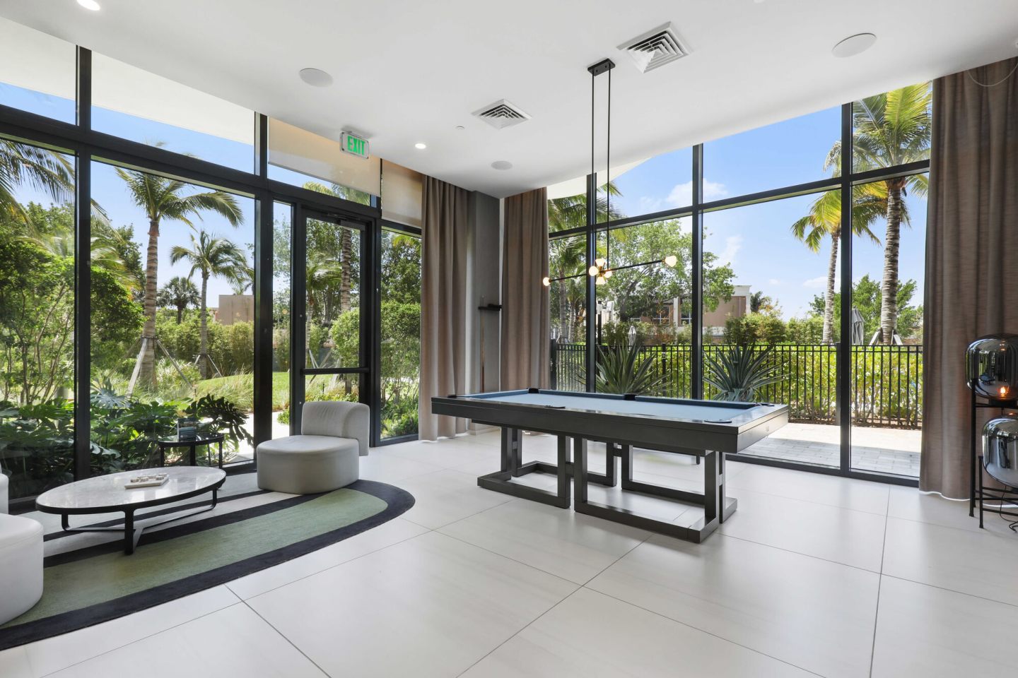 Slate Hallandale Beach Image 34