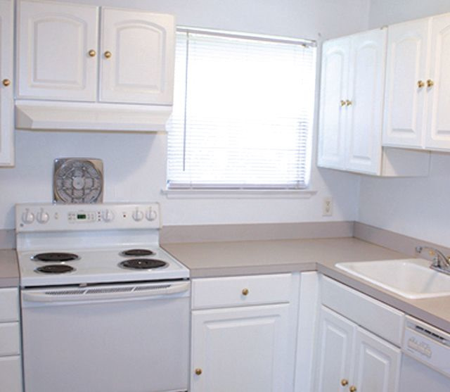 Mountain Manor Image 4