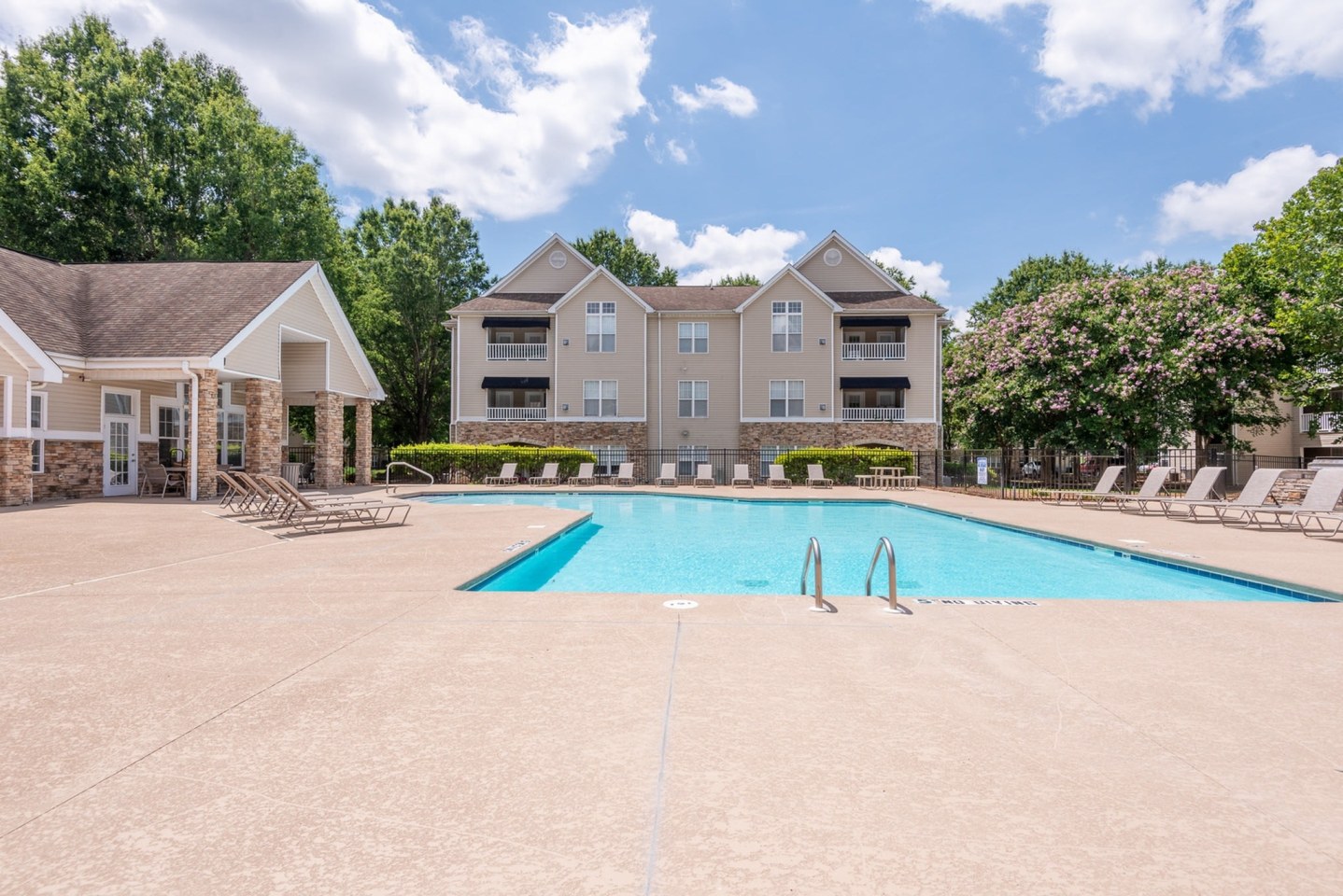 Allerton Place Apartments Image 12