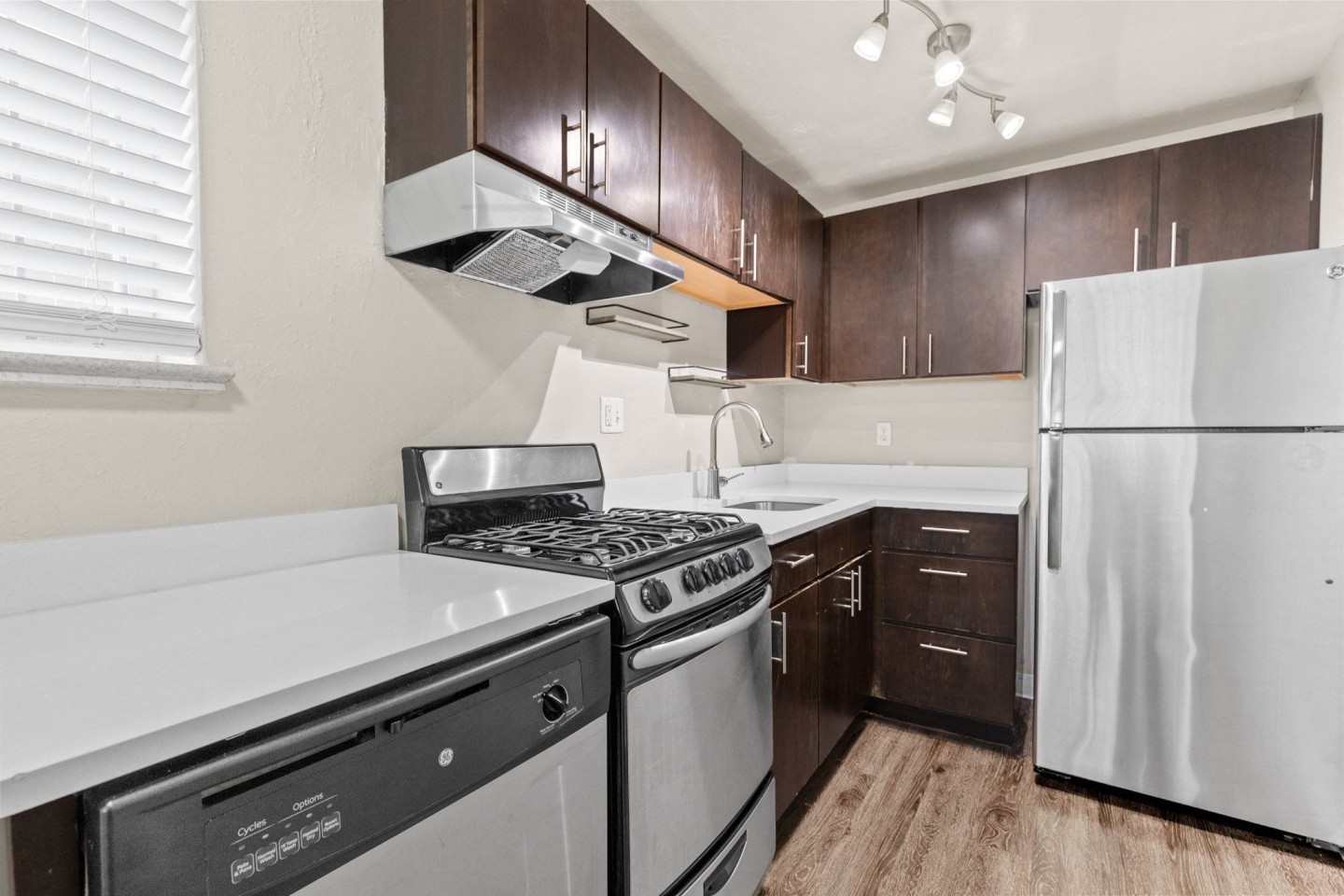 1444 St Paul Image 2