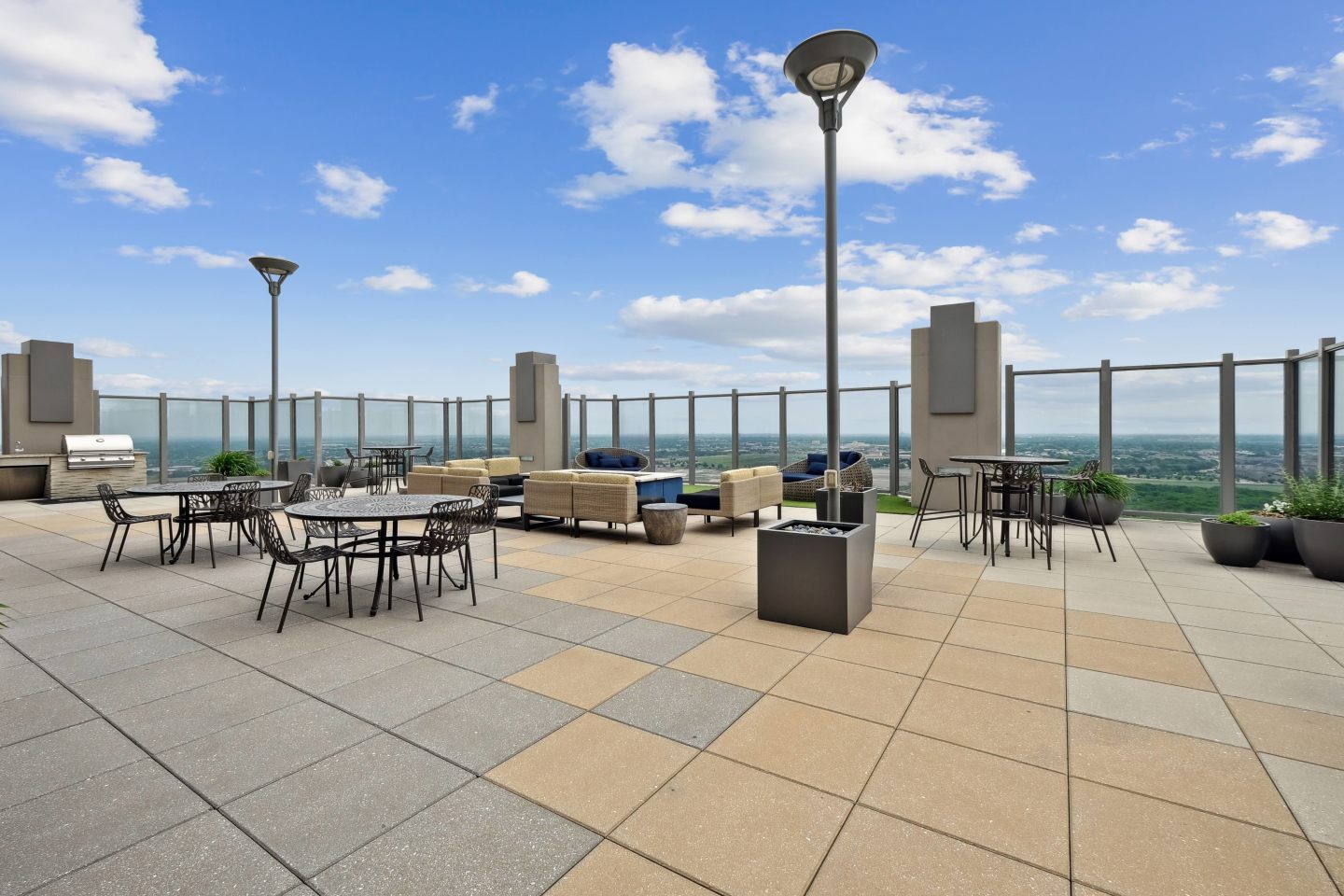 Skyhouse Frisco Station Image 20