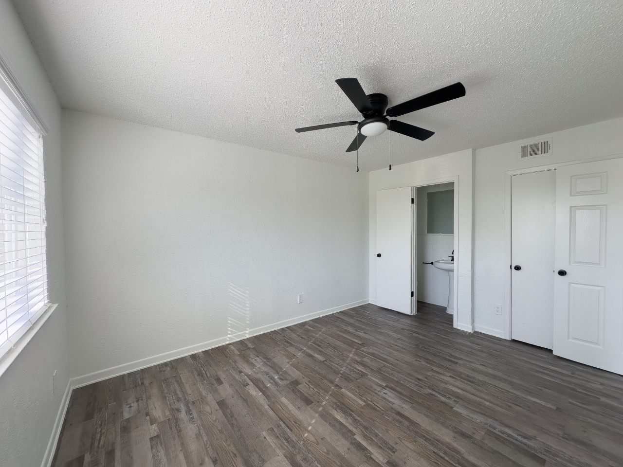 Avalon Apartments Image 5