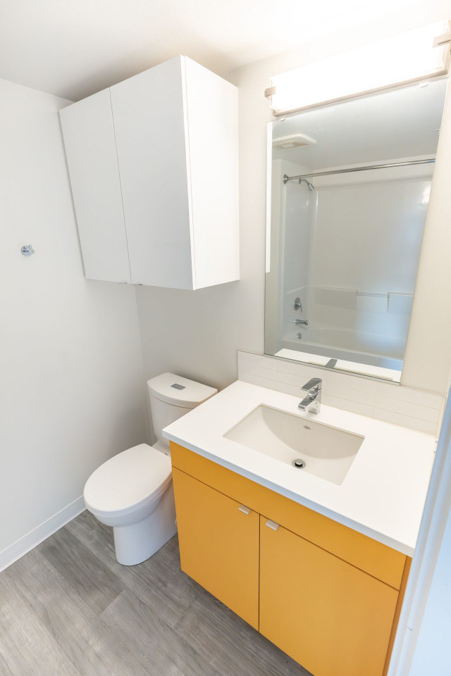 1404 Boylston Image 15