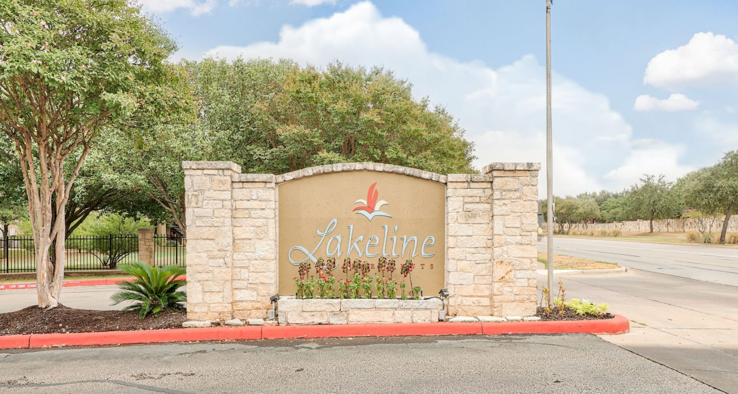 Lakeline Apartments Image 17