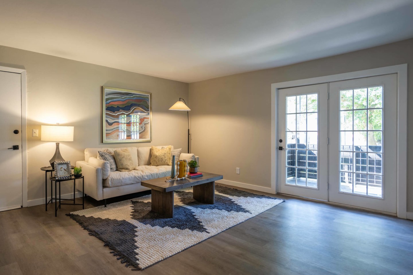 Highpoint Creek Apartments Image 16