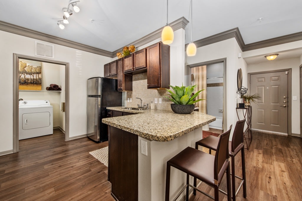 Avenues at Tuscan Lakes Image 43