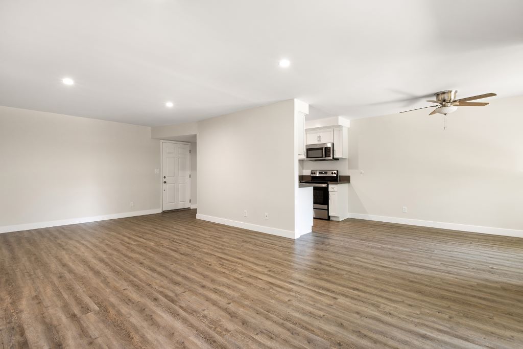 Lombardi Apartments Image 29