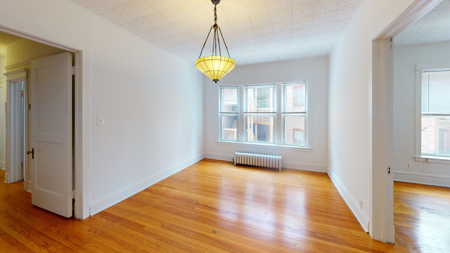 1358 E. 58th Street Image 4