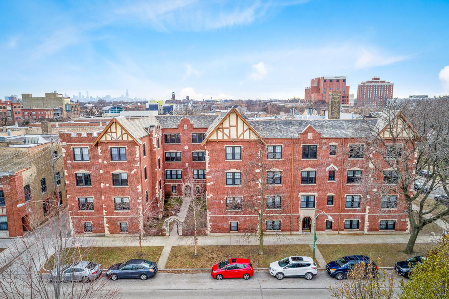 4651 North Wolcott Ave. Apt. Image 2